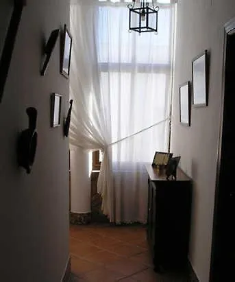 El Perro De Paterna Hotel 2*